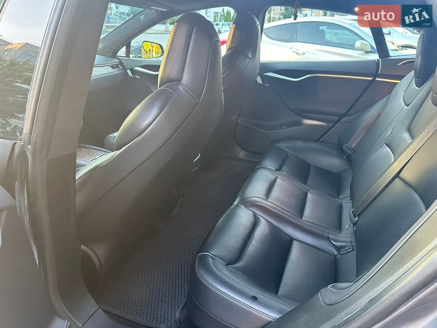 2018 Tesla Model S - мініатюра 11
