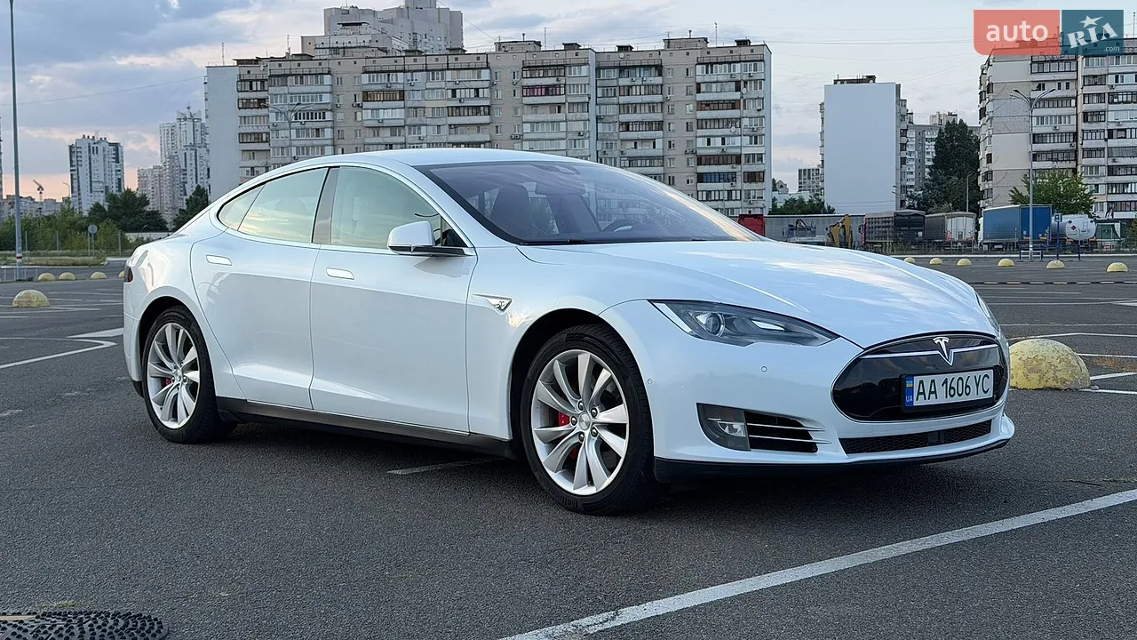 2015 Tesla Model S - мініатюра 14