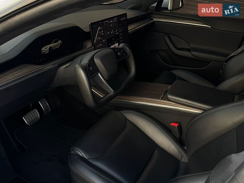 Ліфтбек Tesla Model S 2021 в Дніпрі