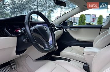 Ліфтбек Tesla Model S 2019 в Львові фото 10 Ліфтбек Tesla Model S 2019 в Львові