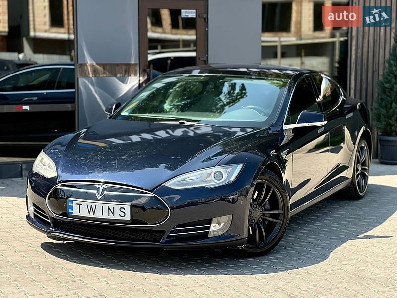 Tesla Model S 2013 Tesla Model S 2013