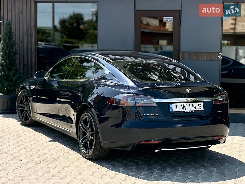 Лифтбек Tesla Model S 2013 в Одессе фото 6 Лифтбек Tesla Model S 2013 в Одессе