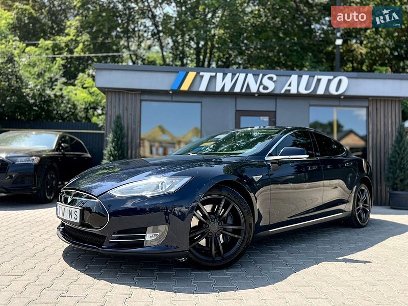 Лифтбек Tesla Model S 2013 в Одессе фото 12 Лифтбек Tesla Model S 2013 в Одессе