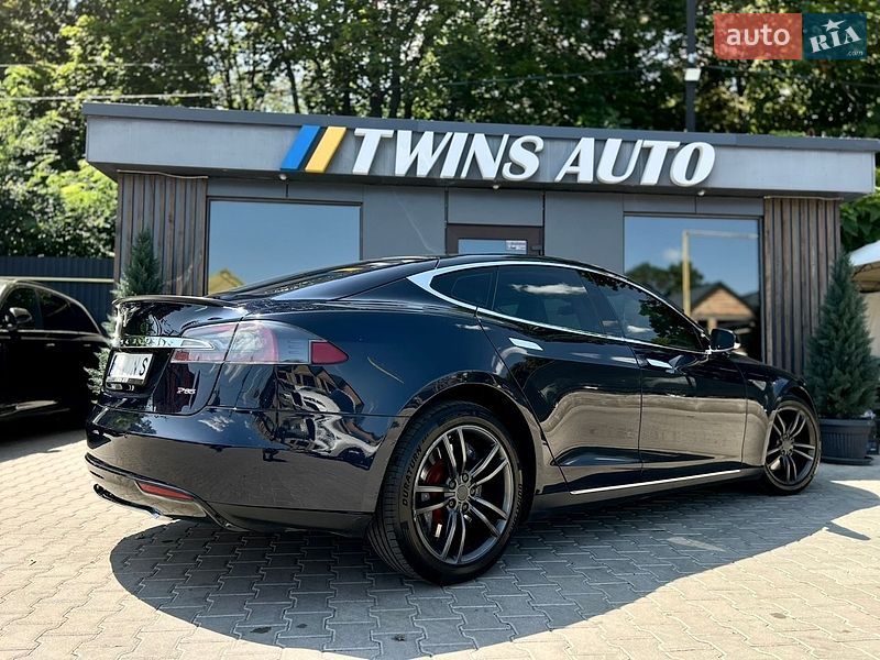 Лифтбек Tesla Model S 2013 в Одессе фото 18 Лифтбек Tesla Model S 2013 в Одессе