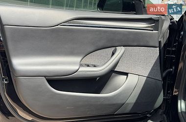 Лифтбек Tesla Model S 2022 в Киеве