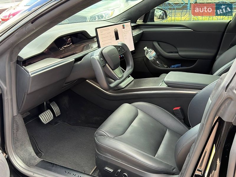 Лифтбек Tesla Model S 2022 в Киеве