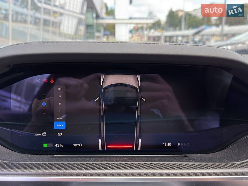 Лифтбек Tesla Model S 2022 в Киеве