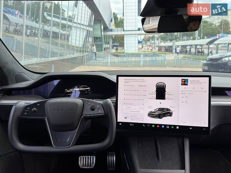 Лифтбек Tesla Model S 2022 в Киеве