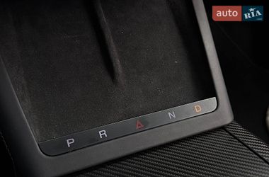 Лифтбек Tesla Model S 2022 в Киеве