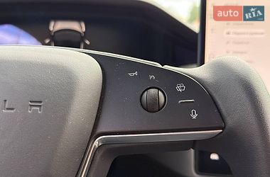 Лифтбек Tesla Model S 2022 в Киеве