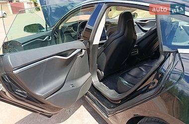 Ліфтбек Tesla Model S 2015 в Коростені