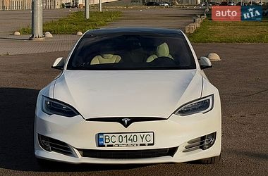 Лифтбек Tesla Model S 2020 в Львове