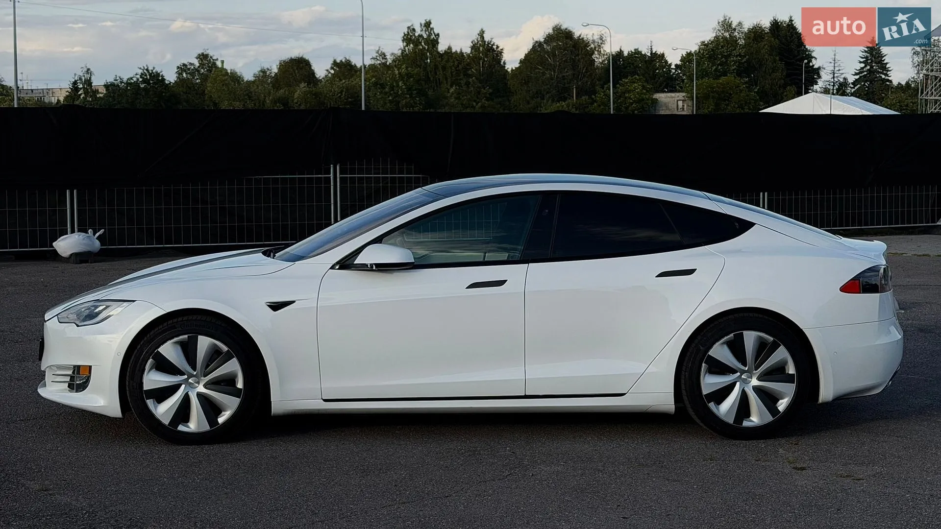 2020 Tesla Model S - мініатюра 7