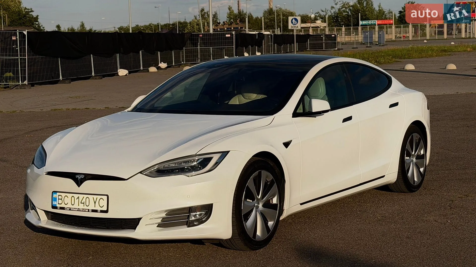 2020 Tesla Model S - мініатюра 3
