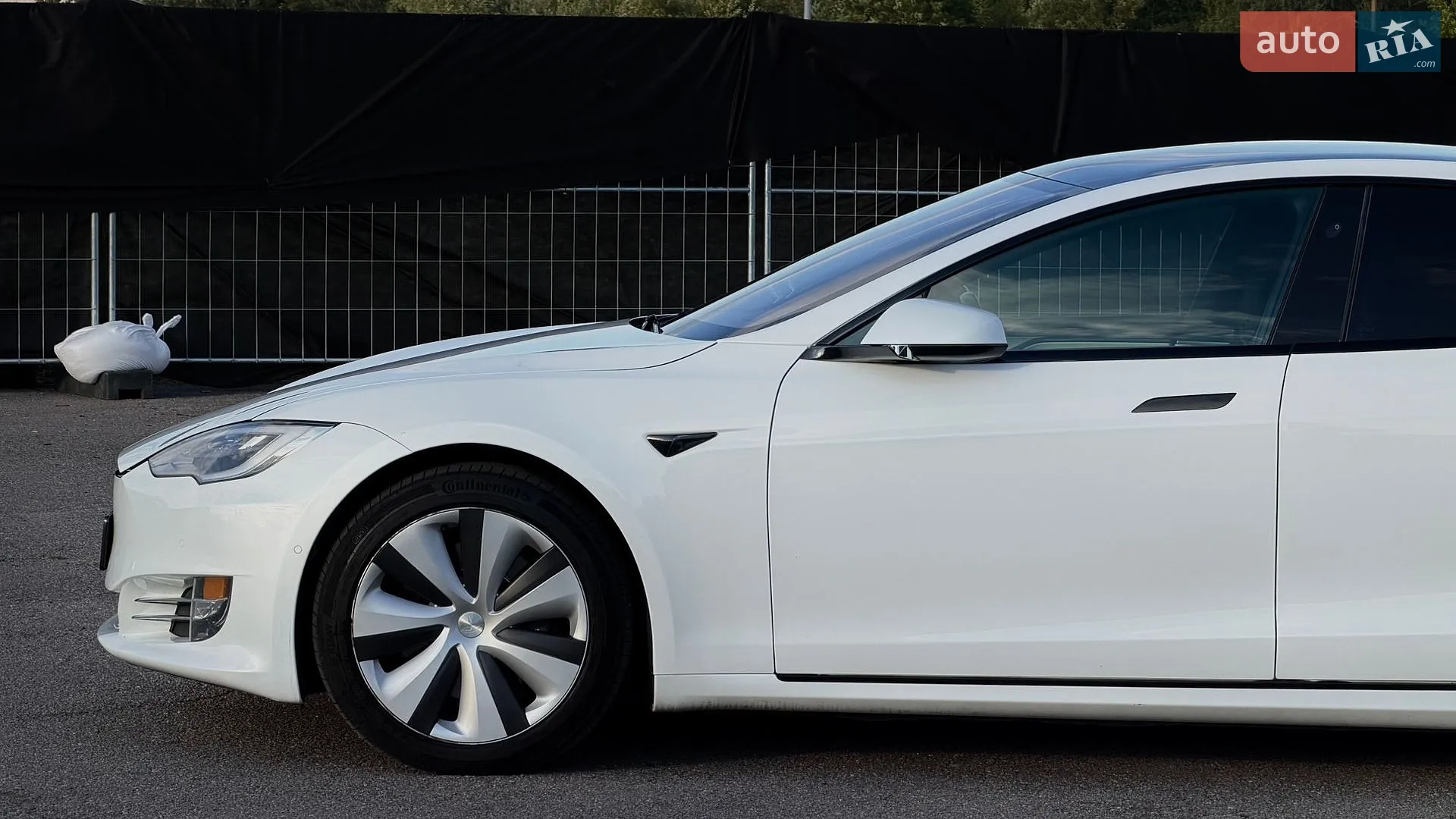 2020 Tesla Model S - мініатюра 8
