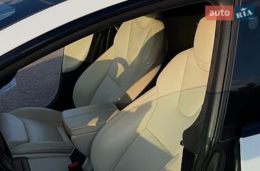 Лифтбек Tesla Model S 2020 в Львове