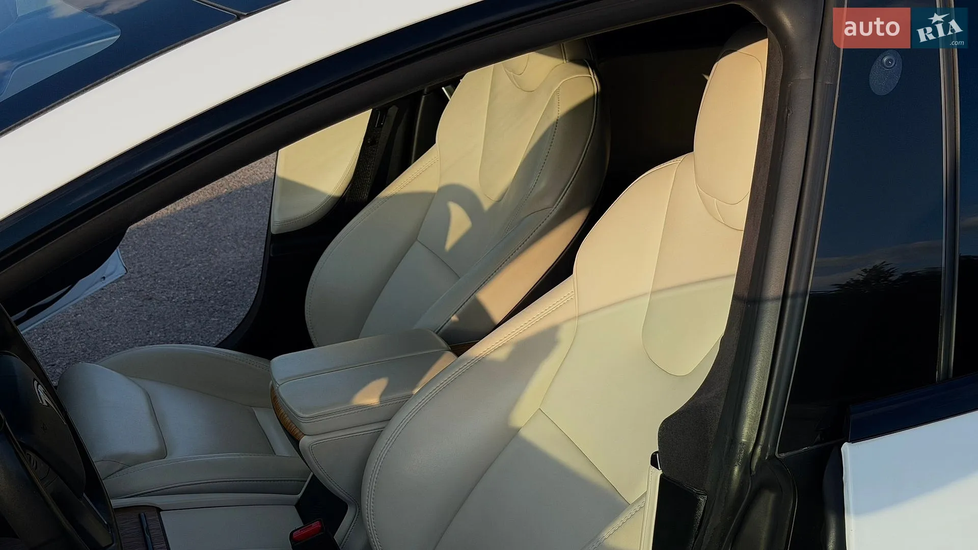 2020 Tesla Model S - мініатюра 18