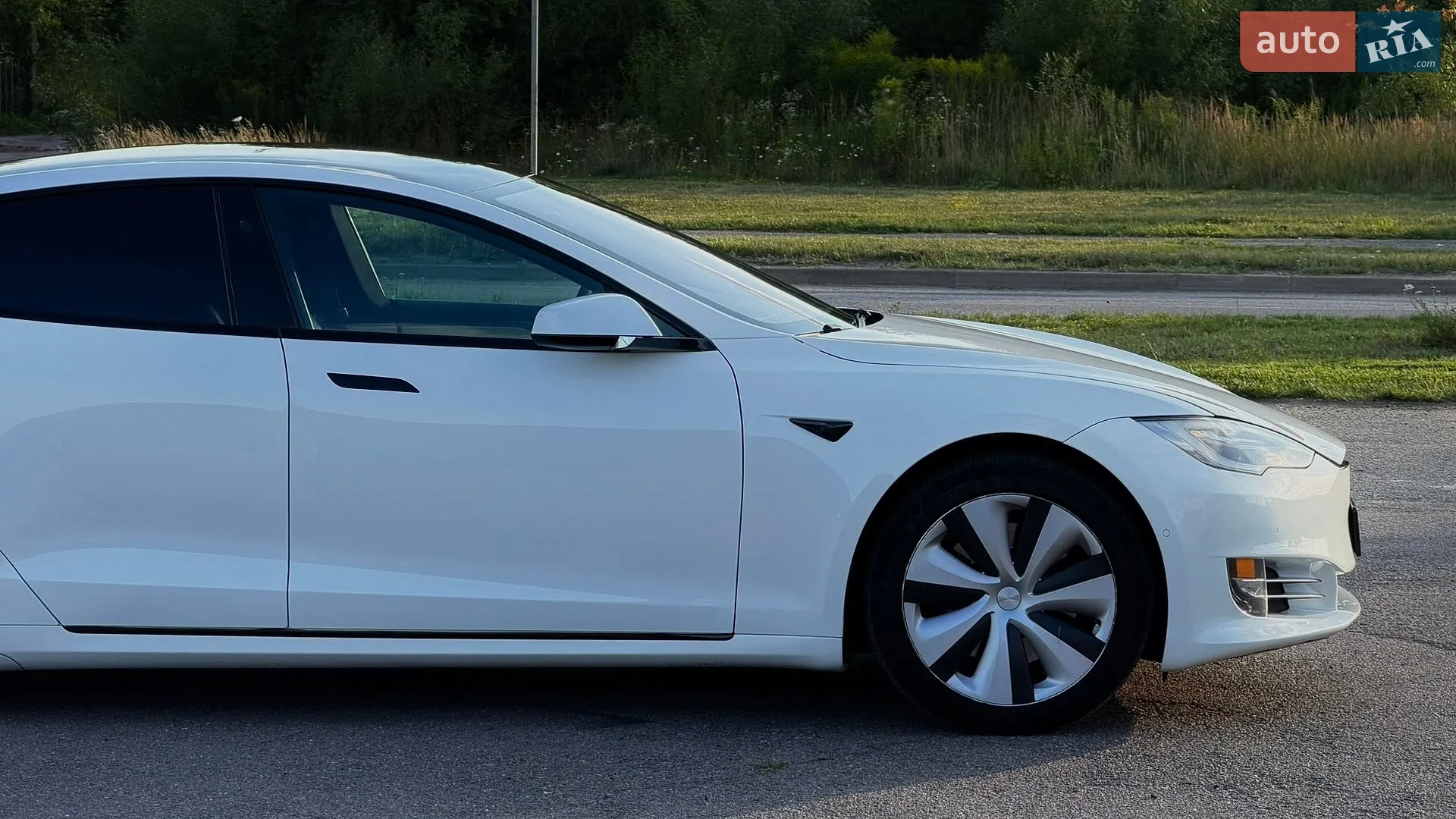 2020 Tesla Model S - мініатюра 10