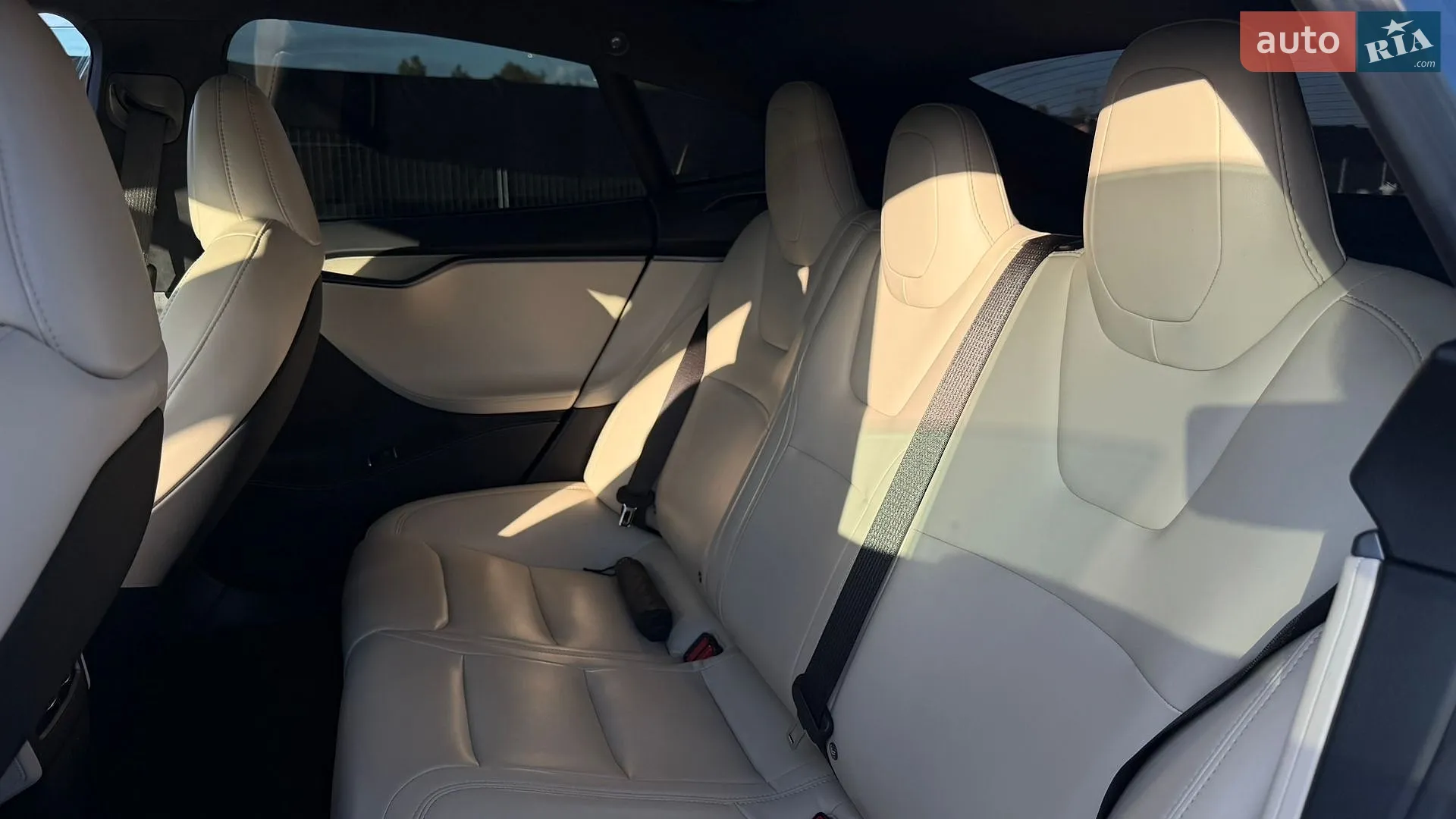2020 Tesla Model S - мініатюра 21