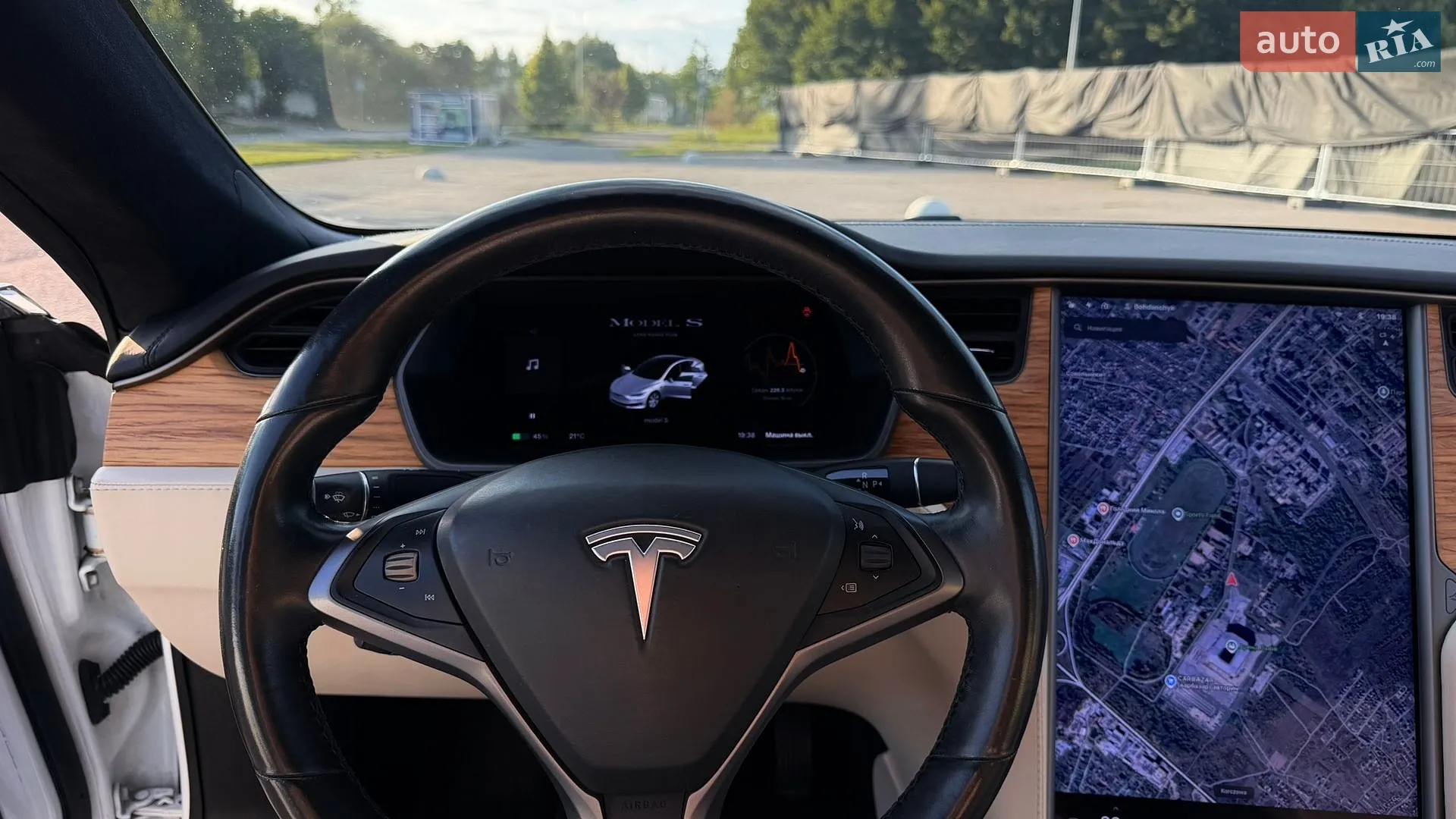 2020 Tesla Model S - мініатюра 13