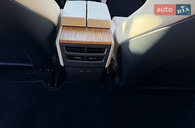 Лифтбек Tesla Model S 2020 в Львове