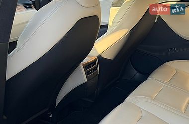 Лифтбек Tesla Model S 2020 в Львове