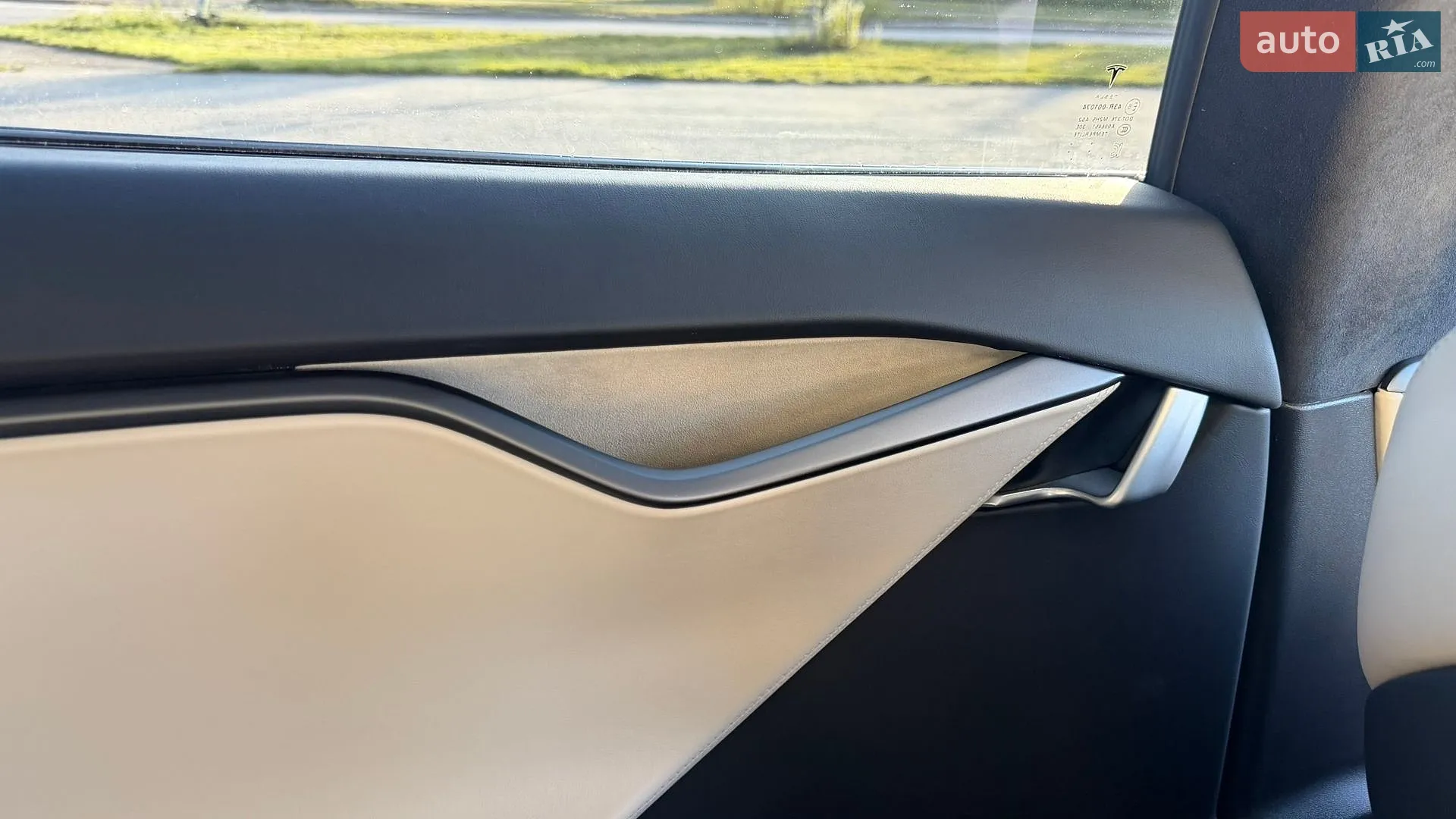 2020 Tesla Model S - мініатюра 26