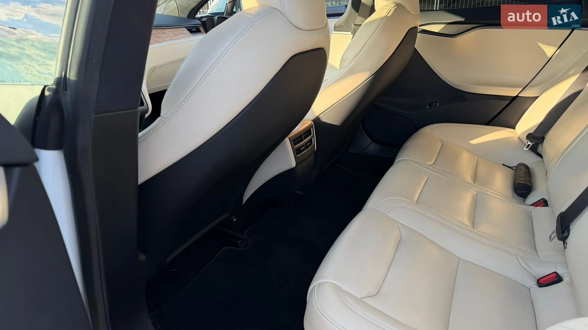 2020 Tesla Model S - мініатюра 22