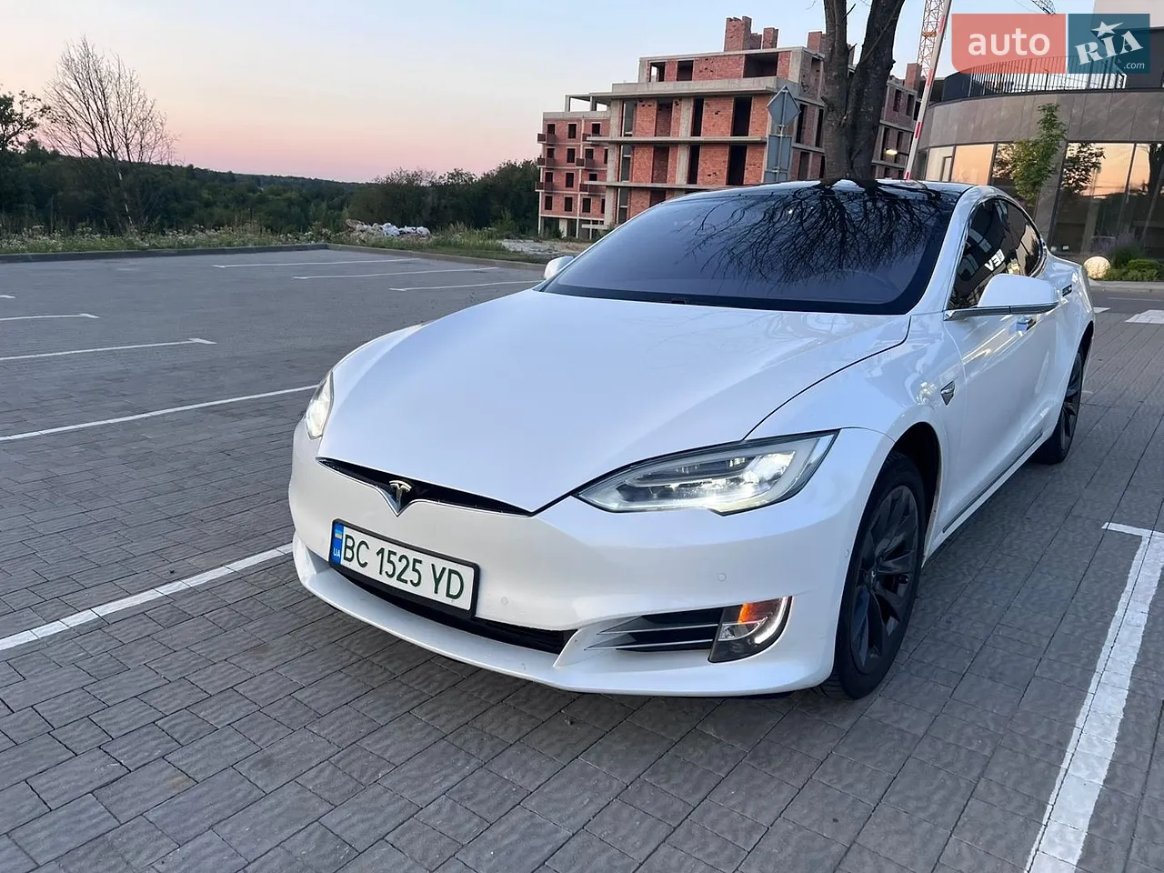 2020 Tesla Model S - мініатюра 36