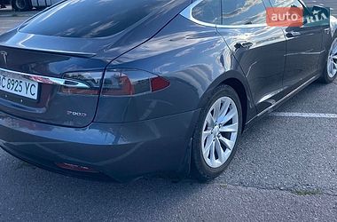 Ліфтбек Tesla Model S 2016 в Львові фото 7 Ліфтбек Tesla Model S 2016 в Львові