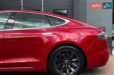 Лифтбек Tesla Model S 2017 в Киеве фото 7 Лифтбек Tesla Model S 2017 в Киеве