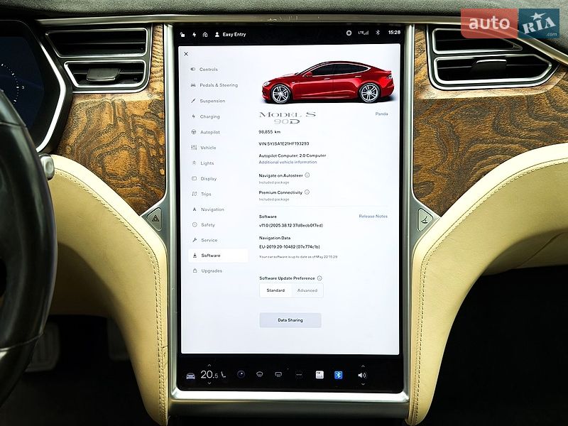 Лифтбек Tesla Model S 2017 в Киеве фото 20 Лифтбек Tesla Model S 2017 в Киеве