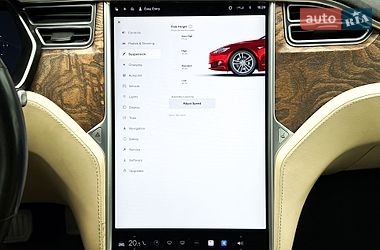 Лифтбек Tesla Model S 2017 в Киеве фото 23 Лифтбек Tesla Model S 2017 в Киеве