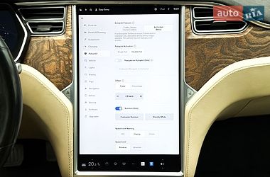 Лифтбек Tesla Model S 2017 в Киеве фото 24 Лифтбек Tesla Model S 2017 в Киеве