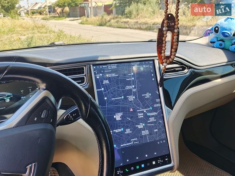 Лифтбек Tesla Model S 2014 в Запорожье