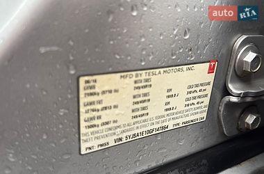 Ліфтбек Tesla Model S 2016 в Києві