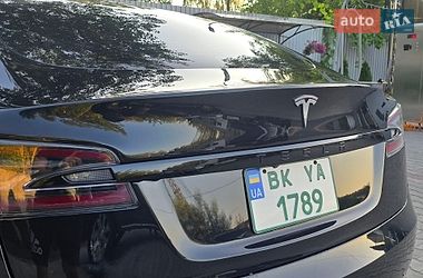 Ліфтбек Tesla Model S 2018 в Костопілі фото 24 Ліфтбек Tesla Model S 2018 в Костопілі