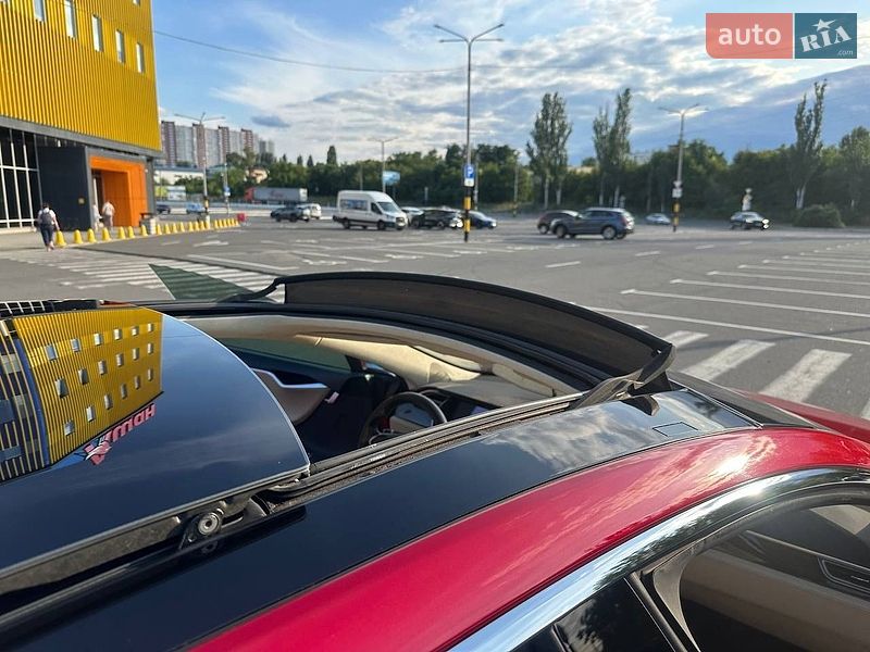 Ліфтбек Tesla Model S 2015 в Києві фото 9 Ліфтбек Tesla Model S 2015 в Києві