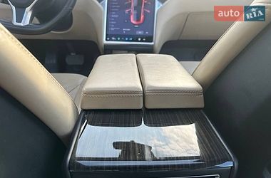 Ліфтбек Tesla Model S 2015 в Києві фото 16 Ліфтбек Tesla Model S 2015 в Києві