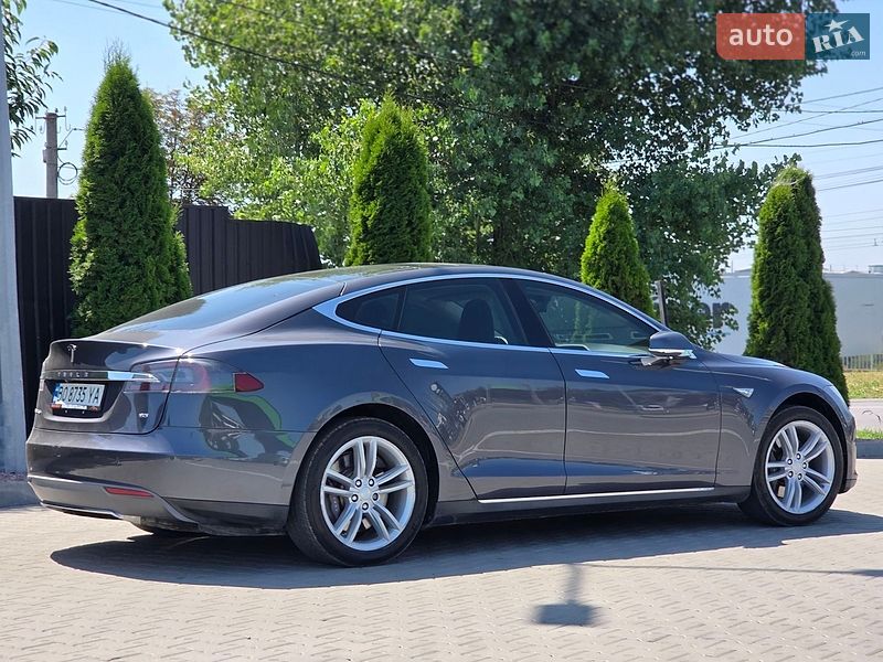 Лифтбек Tesla Model S 2014 в Тернополе