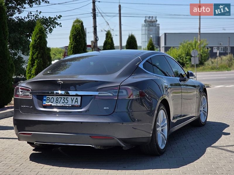 Ліфтбек Tesla Model S 2014 в Тернополі фото 5 Ліфтбек Tesla Model S 2014 в Тернополі