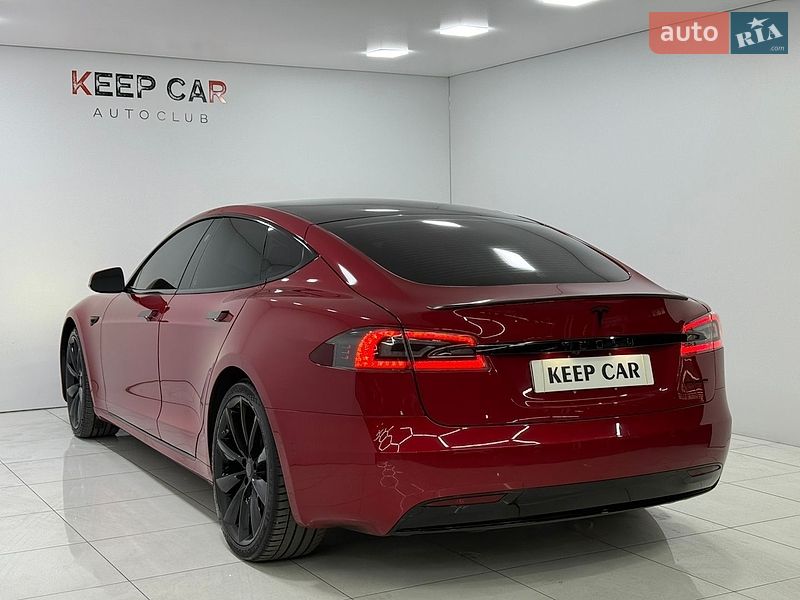 Лифтбек Tesla Model S 2020 в Одессе