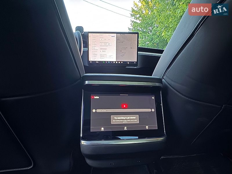 Лифтбек Tesla Model S 2022 в Киеве
