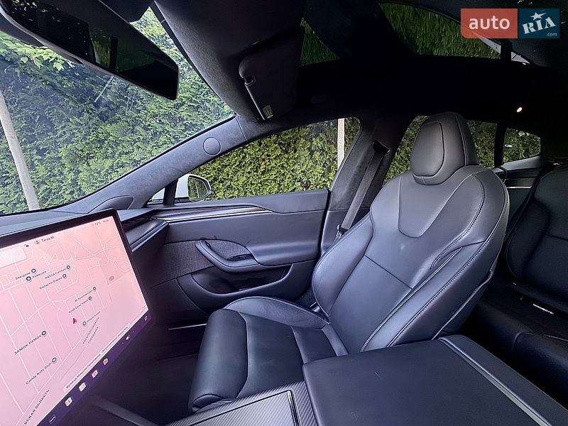 Лифтбек Tesla Model S 2022 в Киеве