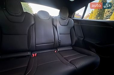Лифтбек Tesla Model S 2022 в Киеве