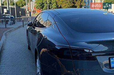 Ліфтбек Tesla Model S 2015 в Білій Церкві