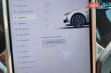 Лифтбек Tesla Model S 2018 в Нововолынске