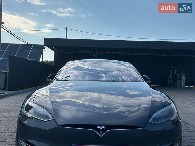 Лифтбек Tesla Model S 2016 в Владимире фото 3 Лифтбек Tesla Model S 2016 в Владимире