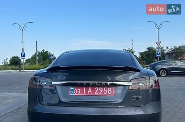 Лифтбек Tesla Model S 2016 в Владимире фото 7 Лифтбек Tesla Model S 2016 в Владимире