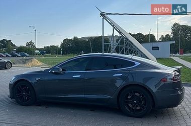Лифтбек Tesla Model S 2016 в Владимире фото 9 Лифтбек Tesla Model S 2016 в Владимире